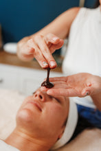 Load image into Gallery viewer, Hydrating & Smoothing Cacao Berry Mask with Local Raw Honey & Schisandra Berry