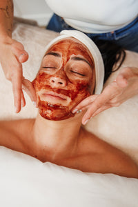 Hydrating & Smoothing Cacao Berry Mask with Local Raw Honey & Schisandra Berry